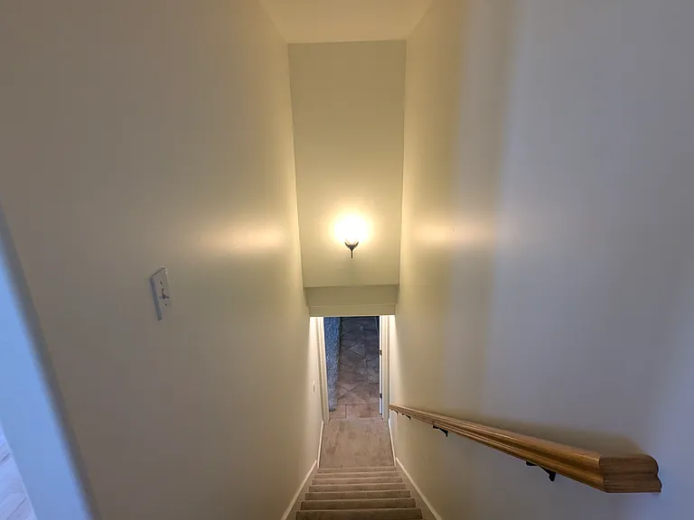 1103 E Skyler Dr — Photo 10