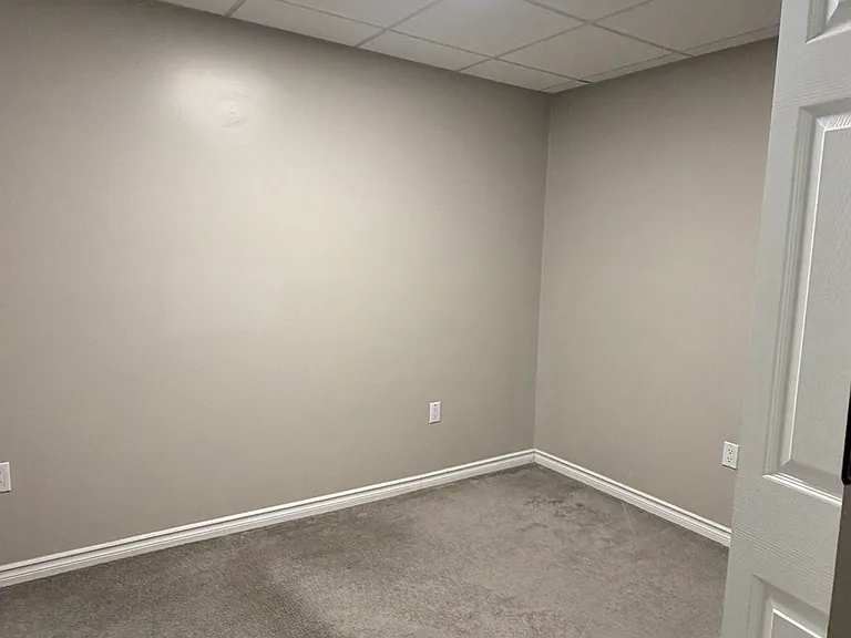 146 Palliser Ct — Photo 10