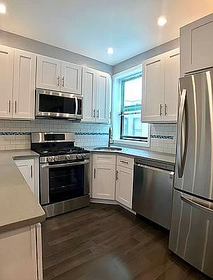 1st image of 3404 28th Ave APT 3R
