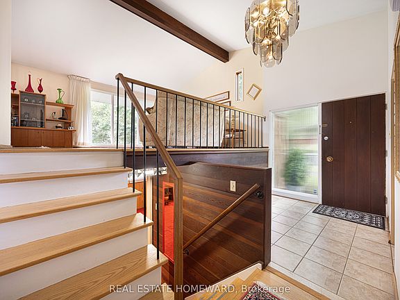 3rd image of 23 Norbury Cres