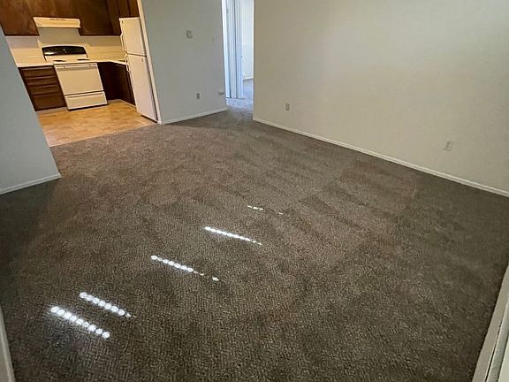 3rd image of 2870 Montebello Dr W APT 2