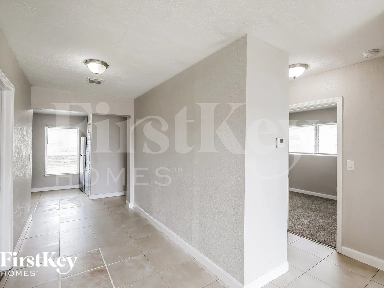 4 bed, 2.0 bath, 1124 sqft, $2,890 — Photo 4