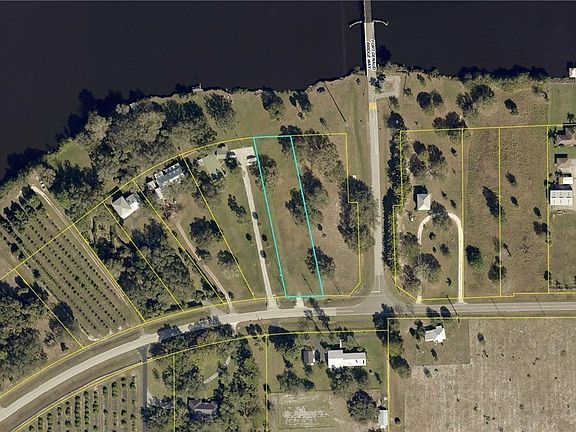 3rd image of 4500 Fort Denaud Rd