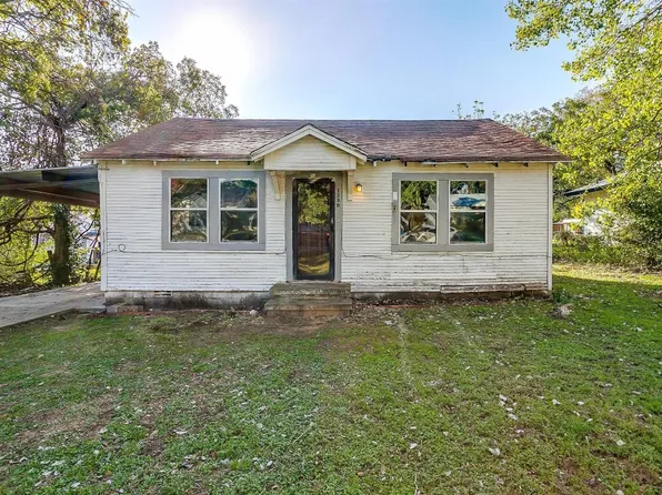 1230 W Swan St, Stephenville, TX 76401