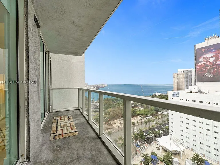 244 Biscayne Blvd #2005 — Photo 31