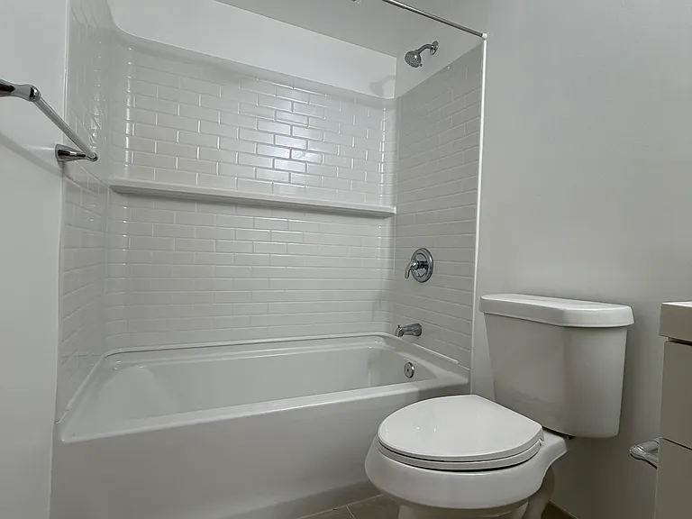43284 Mound Rd #27 — Photo 16