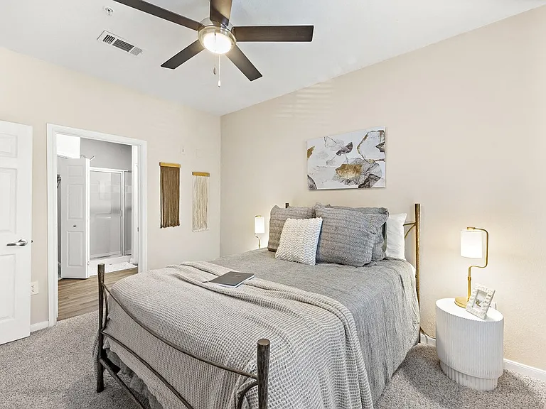 Las Brisas Apartments in Round Rock, Texas