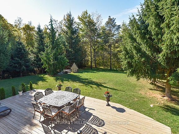 2nd image of 19976 Kennedy Rd