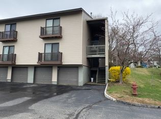 1714 Spruce Hills Dr, Glen Gardner, NJ 08826