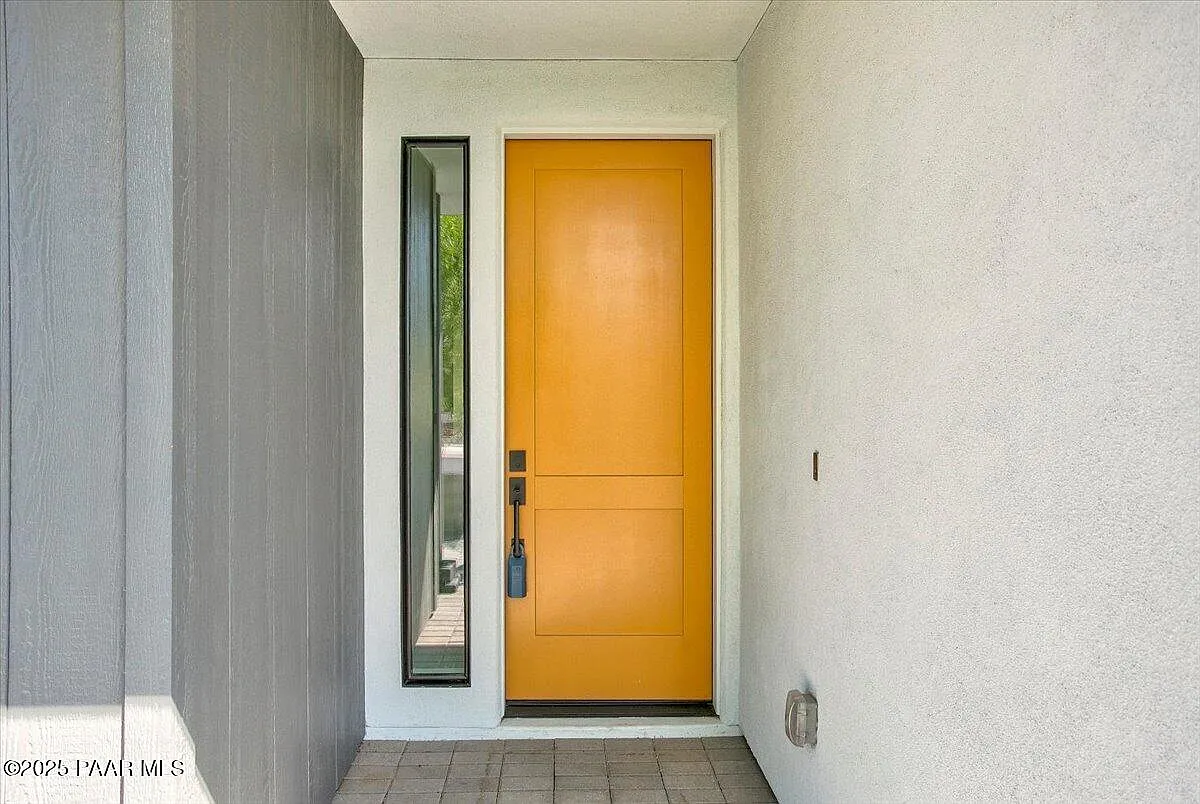 3 bed, 2.0 bath, 1500 sqft, $2,695 — Photo 3
