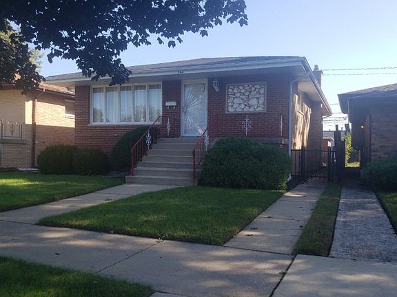 2nd image of 363 Hoxie Ave