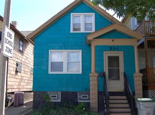 824 S 21st St, Milwaukee, WI 53204