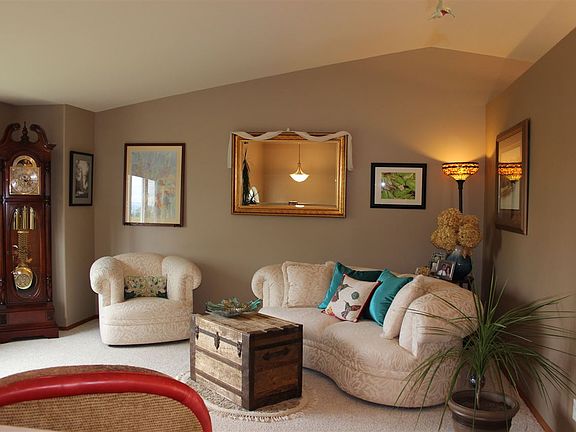 4th image of 3525 Birkland Dr