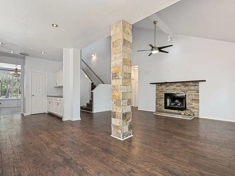 3027 Fall Mist Dr — Photo 6