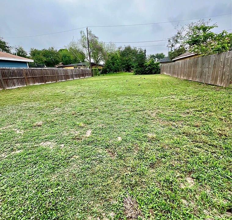 1st image of 1816 Del Prado Dr