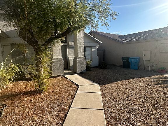 2nd image of 3115 E Rosemonte Dr