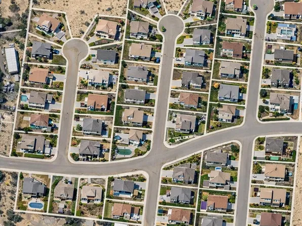 Somerset St, Belen, NM 87002