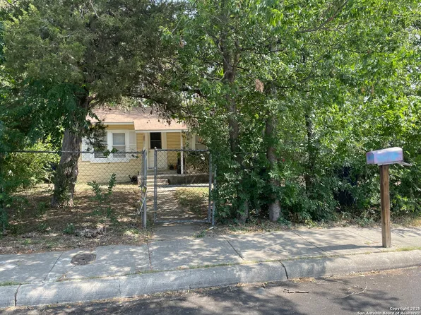 515 Lincolnshire Drive, San Antonio, TX 78220