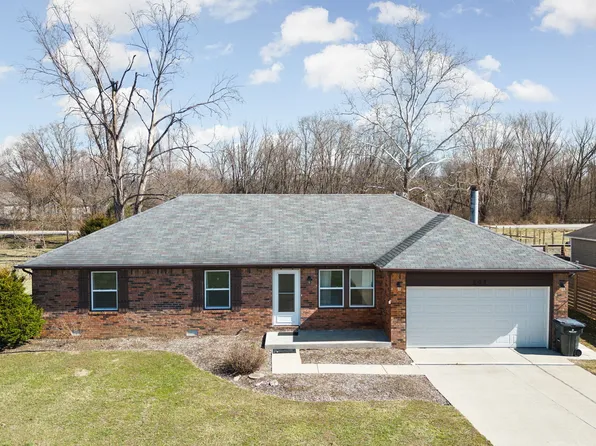 297 Fields Ave, Mooresville, IN 46158