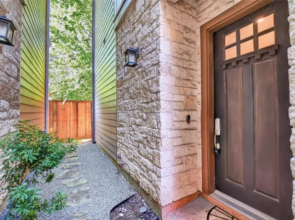816 Yale St Unit C, Houston, TX 77007
