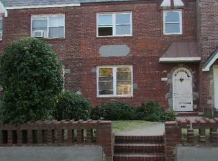 8916 Francis Lewis Blvd, Jamaica, NY 11427