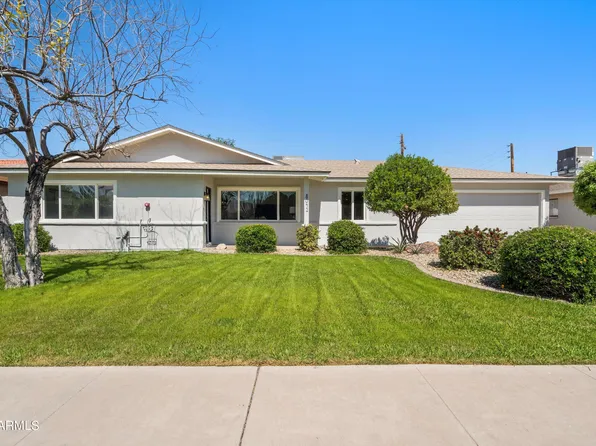 8042 E WINDSOR Avenue, Scottsdale, AZ 85257