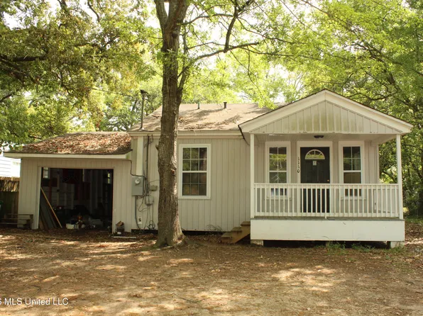 1110 Williams St, Pascagoula, MS 39567