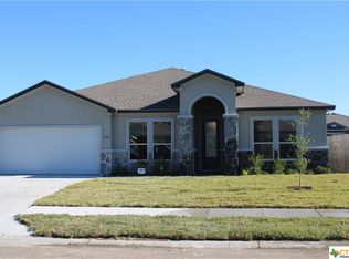 208 Secretariat Dr, Victoria, TX 77901
