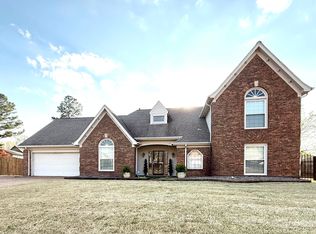 825 N Walnut Bend Rd, Cordova, TN 38018