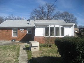 1st image of 2303 Redwood Ave
