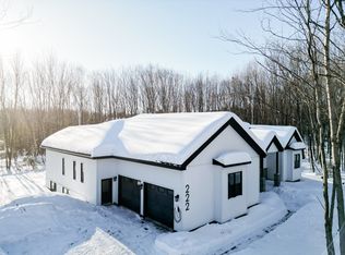 222 Rue Des Patriotes, Saint Colomban, QC J5K2N7
