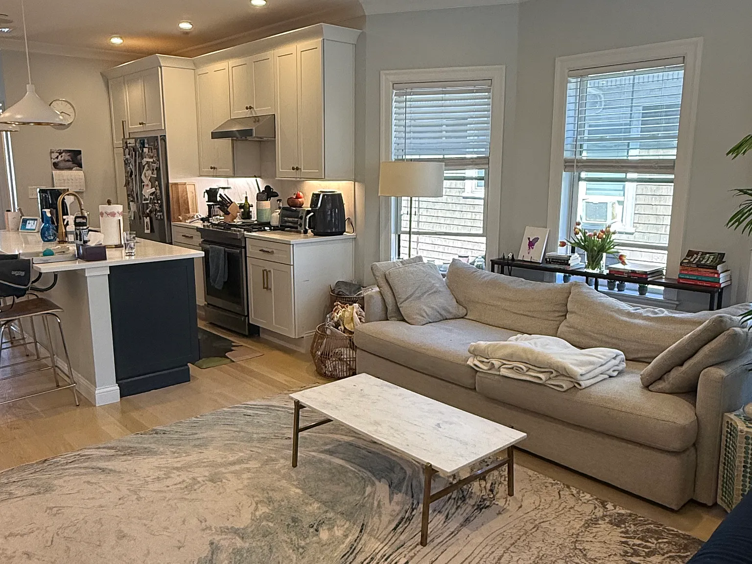 2 bed, 1215 sqft, $3,700 — Photo 2