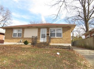 1542 Annandale Dr, Saint Louis, MO 63130