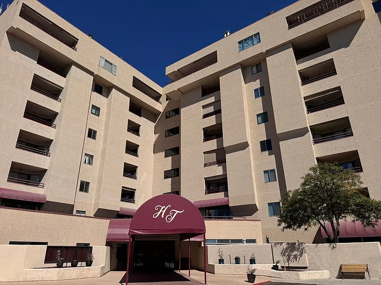 1111 Horizon Dr #506 — Photo 1