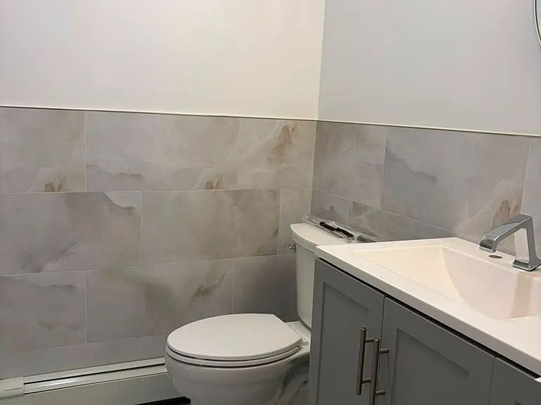 426 Broad St #1 — Photo 21