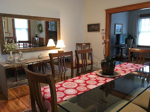 3rd image of 90 Quincy Ave