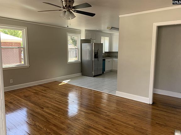 3rd image of 1723 Sunnyside Dr
