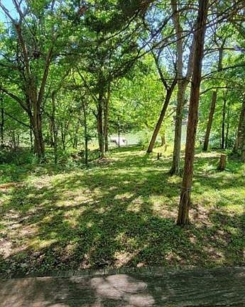 4th image of 94 SW Fishing Lake Dr