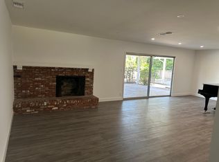 9612 Sylvia Ave, Northridge, CA 91324