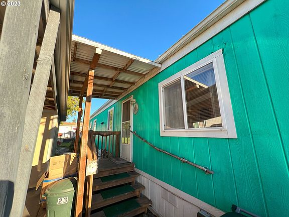 2nd image of 21201 NE 58th St Unit 23