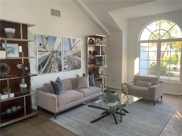 13 Westport, Manhattan Beach, CA 90266