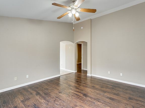 4th image of 12232 N 121st Dr