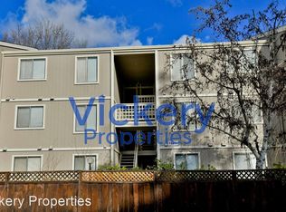 2709 Oak Rd APT F, Walnut Creek, CA 94597