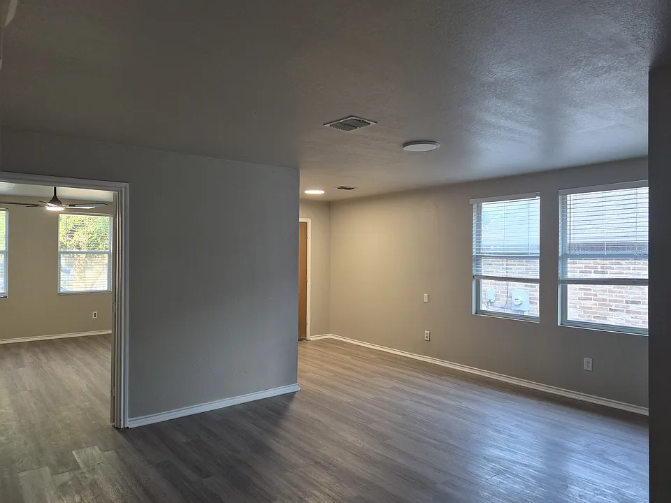 12901 Cowper Dr