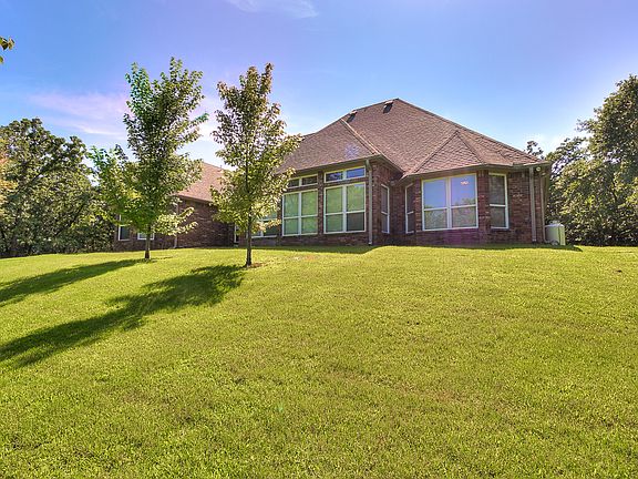 2nd image of 13800 Edmond Lake Dr