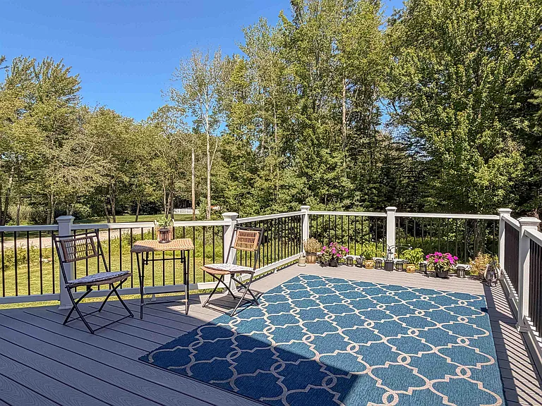 38 Huckleberry Ln — Photo 24
