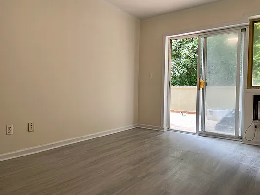 Rented by Compass | media 6