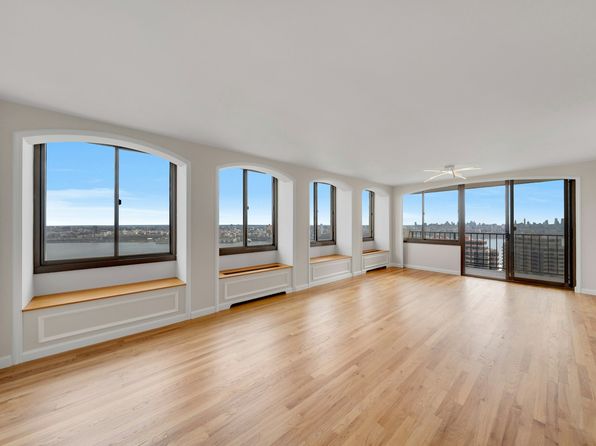 300 Winston Dr APT 2110