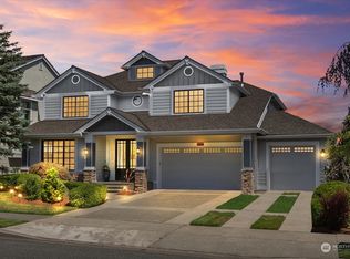 7102 Laurel Ave, Snoqualmie, WA