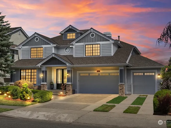 7102 Laurel Avenue SE, Snoqualmie, WA 98065